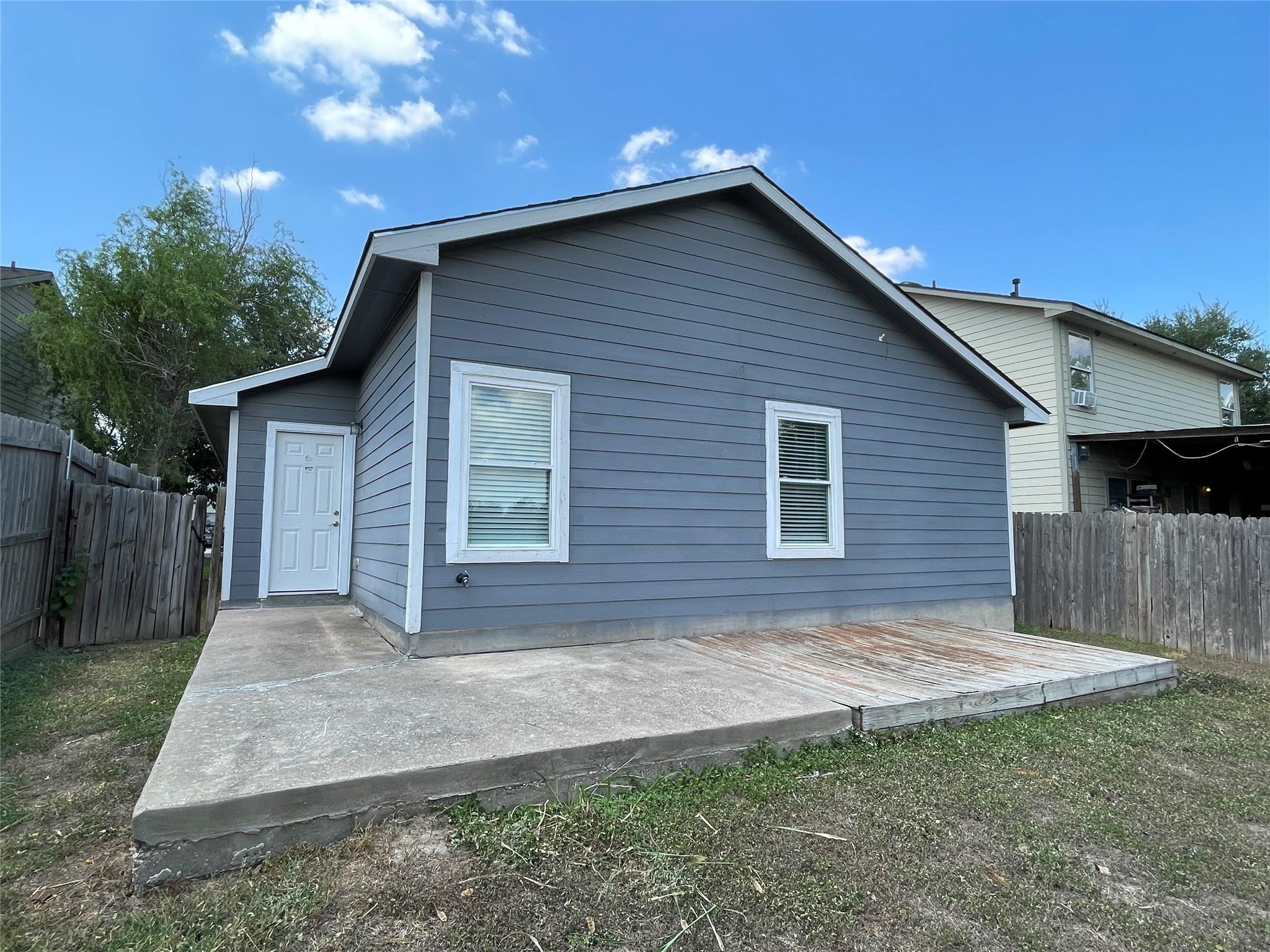 3401 Sand Dunes Ave Property Photo 14