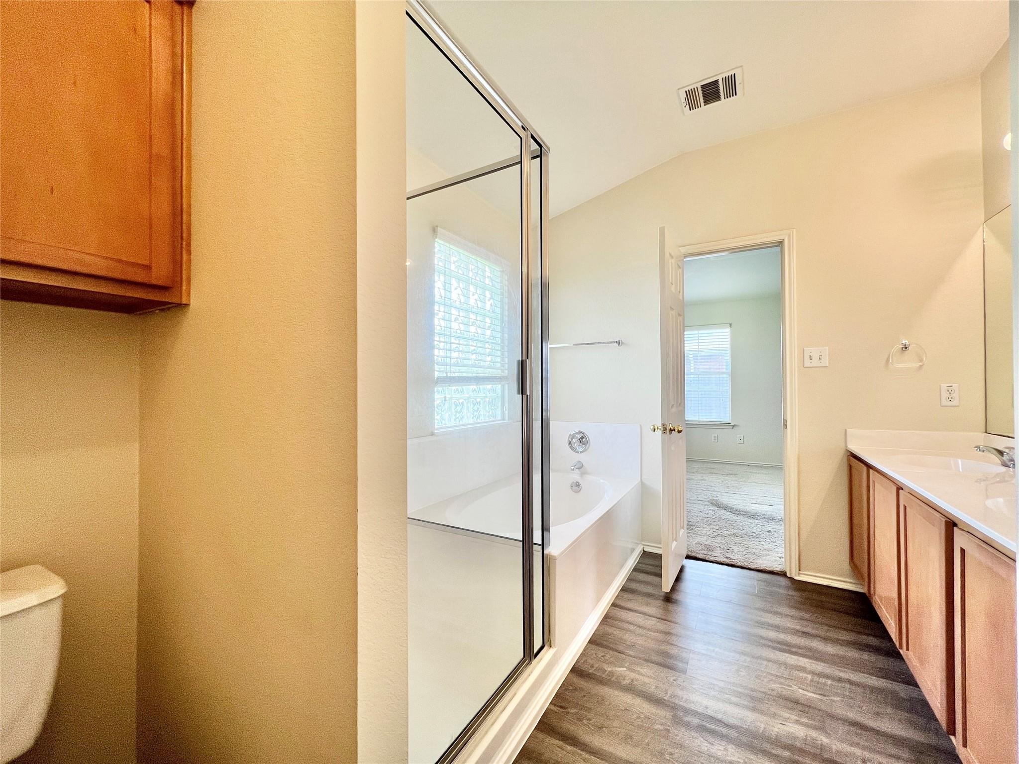 2221 Pearson Way Property Photo 13