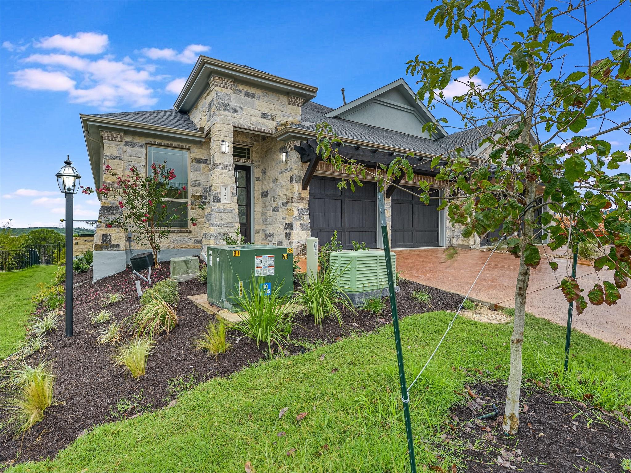 323 Cartwheel Bnd 9 Property Photo