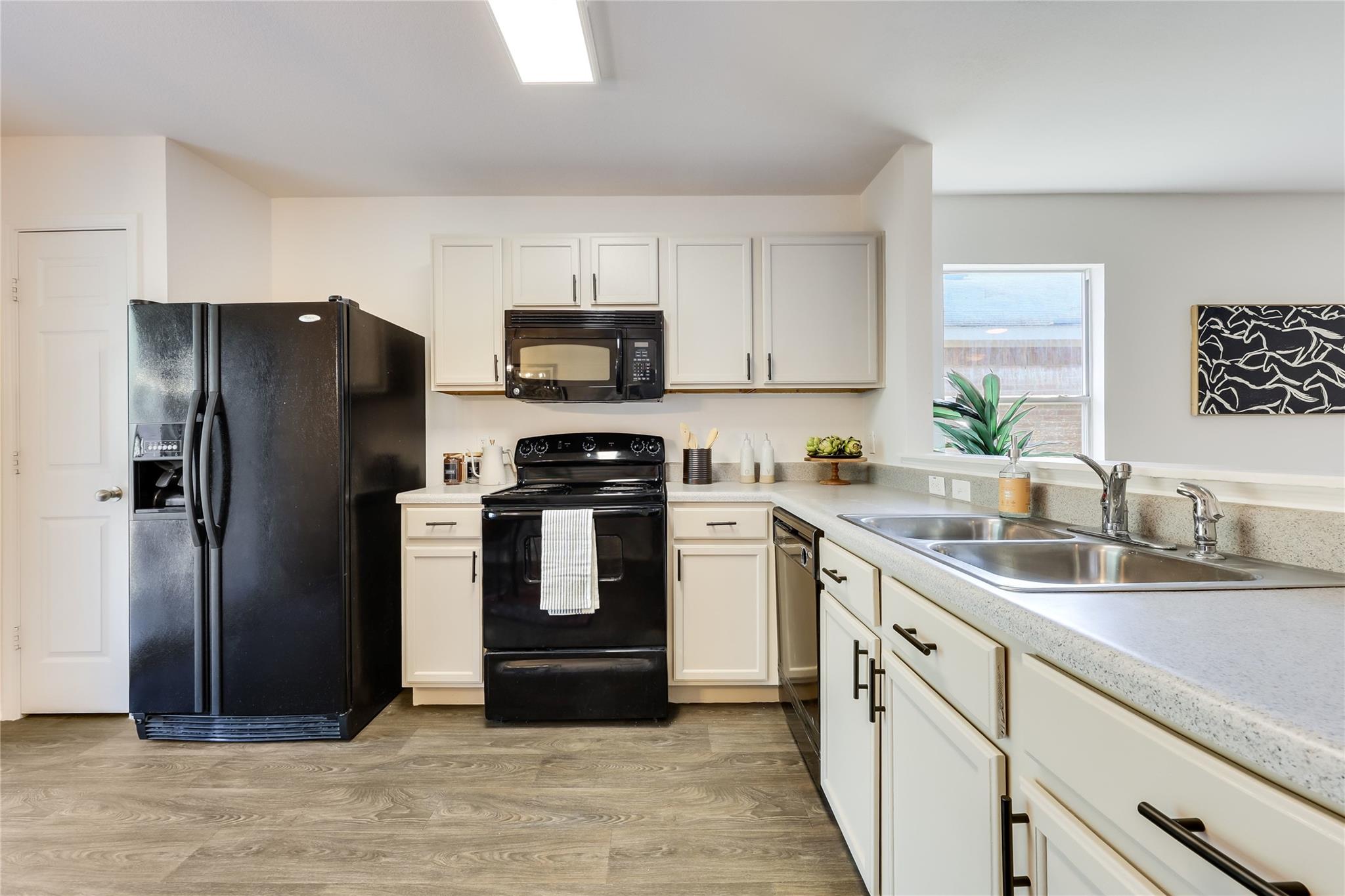 11321 Autumn Ash Dr Property Photo 8