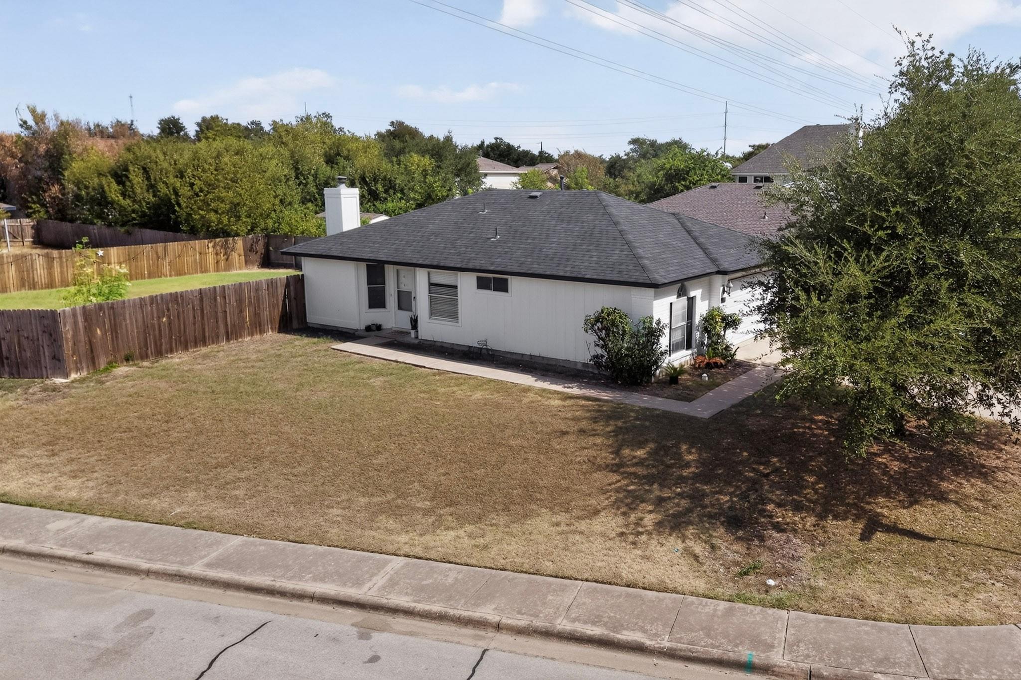1601 Rusty Nail Loop Property Photo 1