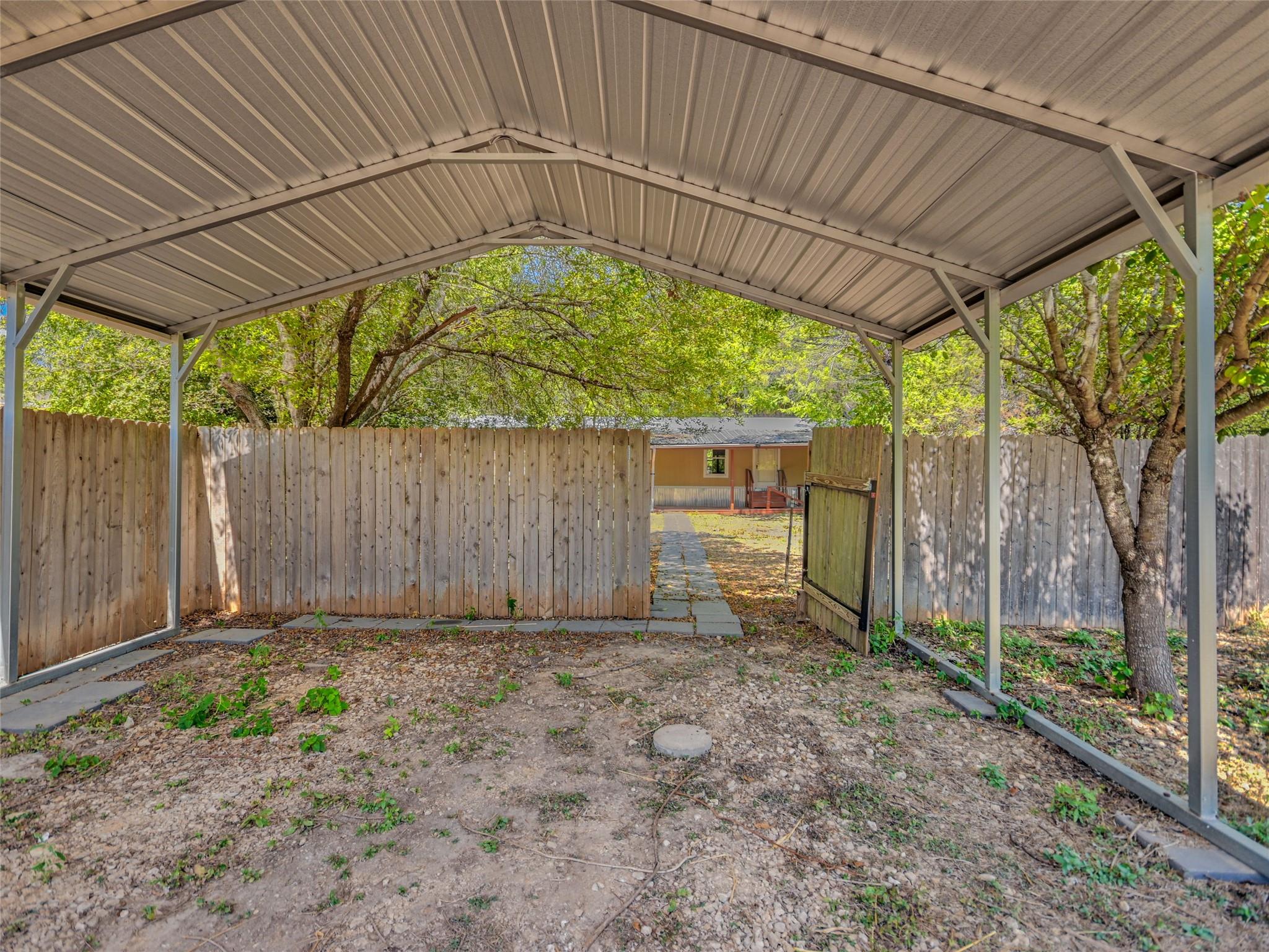 12965 River Rd Property Photo 7