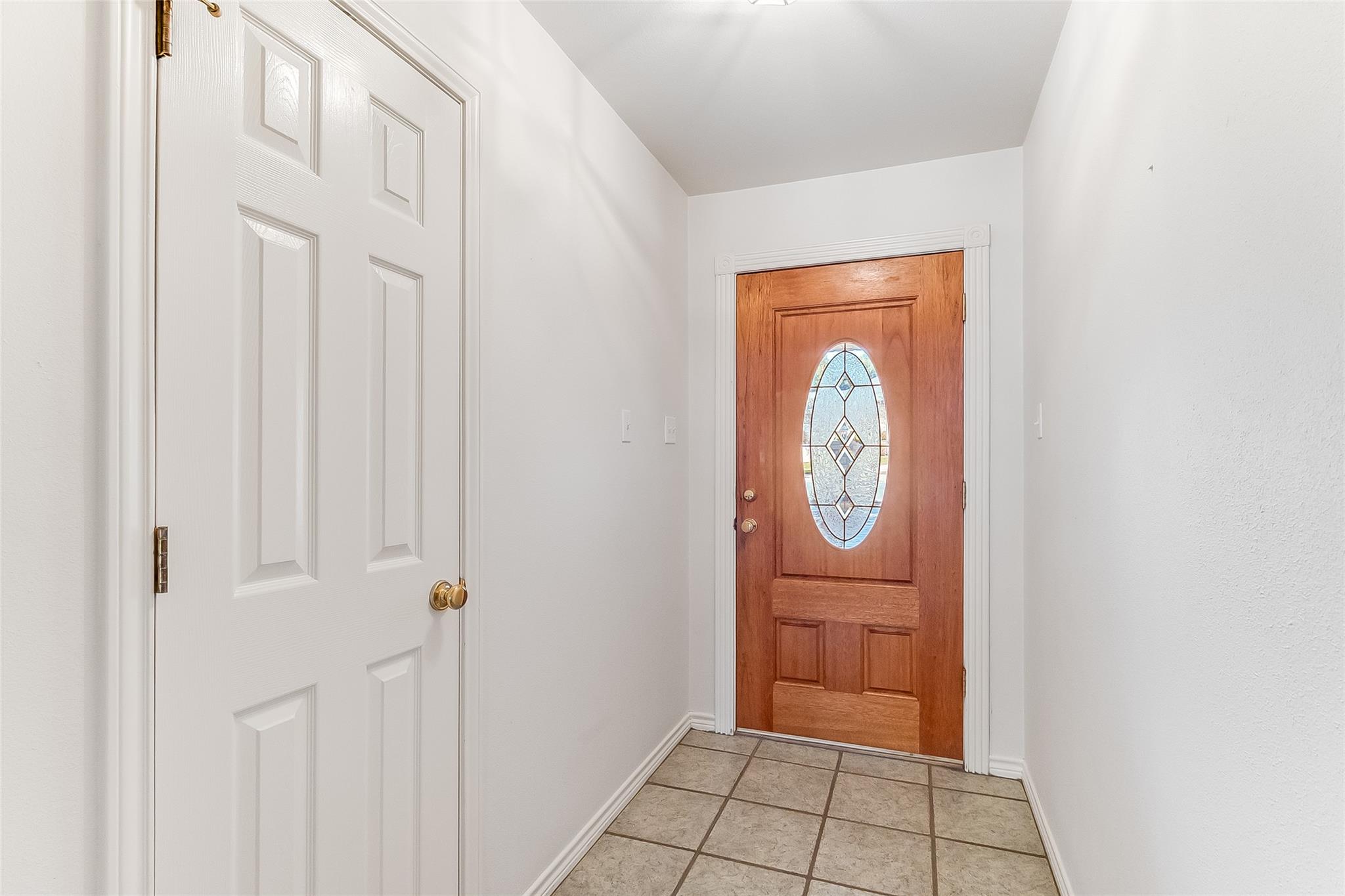 309 Delaware Springs Blvd Property Photo 7