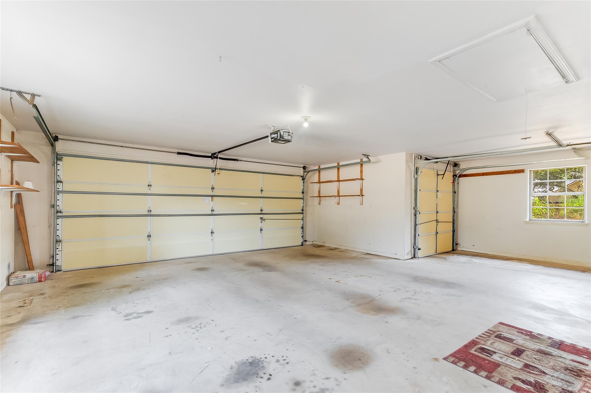 309 Delaware Springs Blvd Property Photo 33