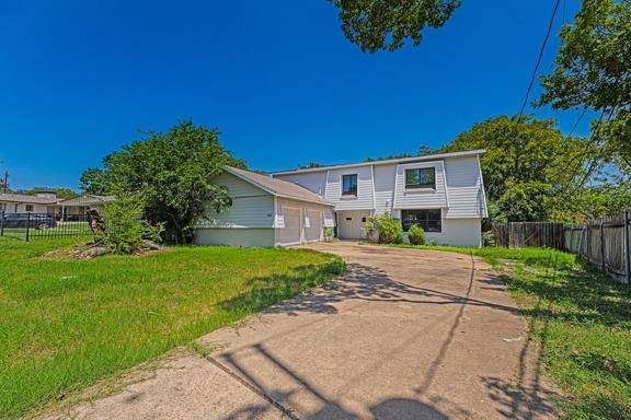 8524 Dryfield Dr Property Photo 3