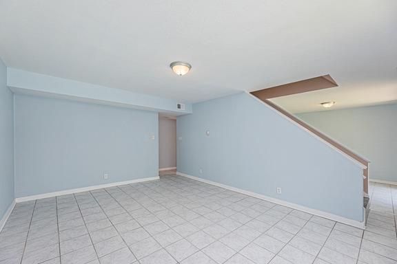 8524 Dryfield Dr Property Photo 7