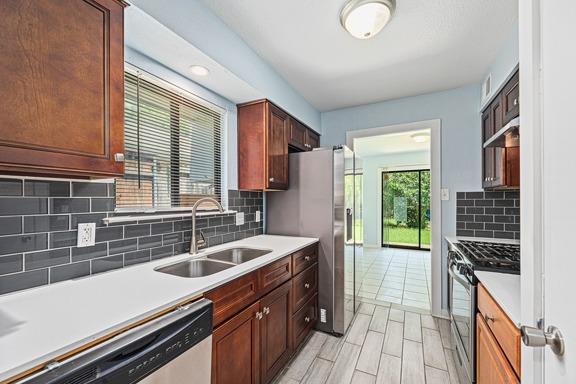 8524 Dryfield Dr Property Photo 11