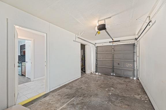 8524 Dryfield Dr Property Photo 14
