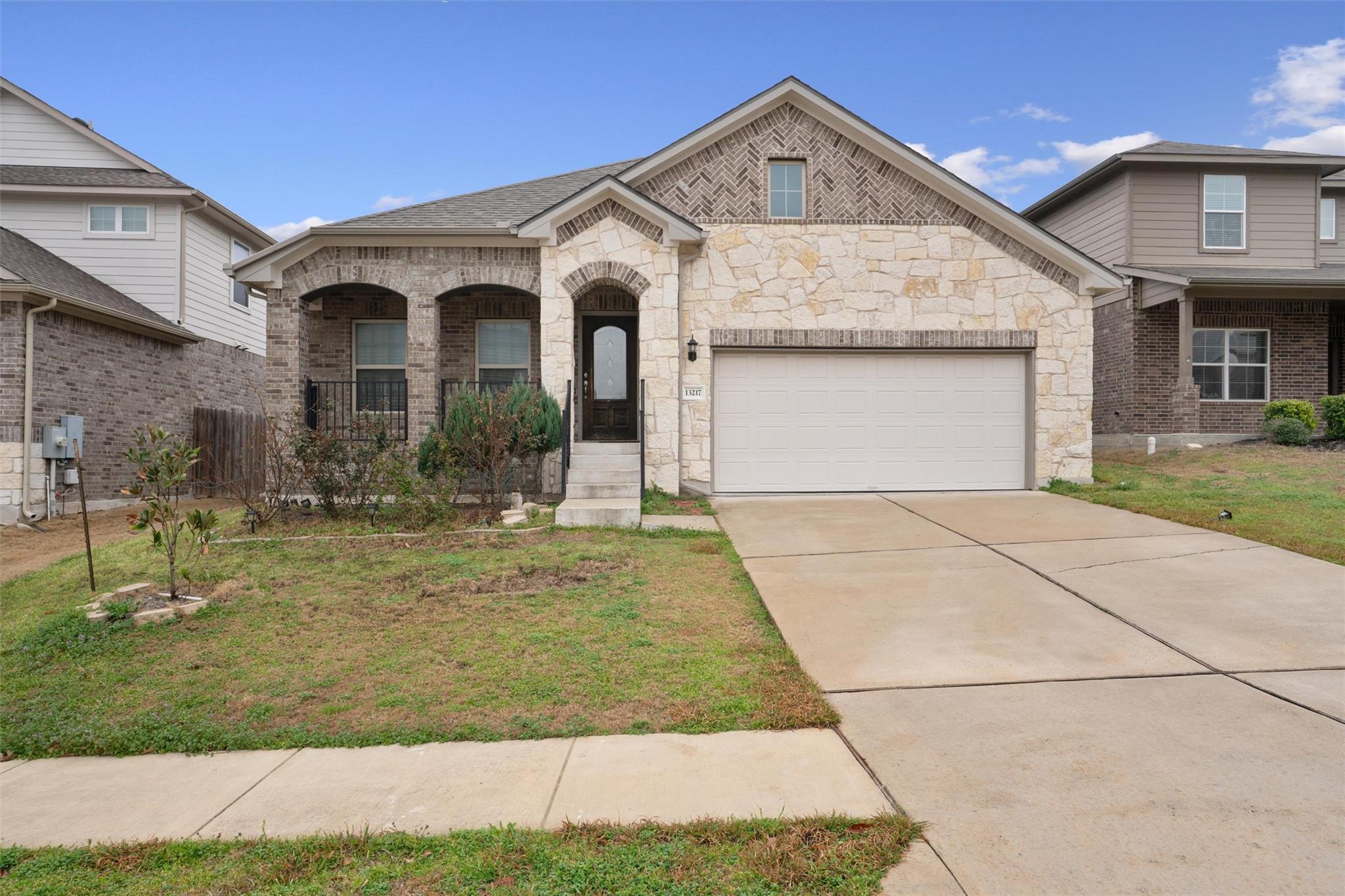 13217 Henneman Dr Property Photo