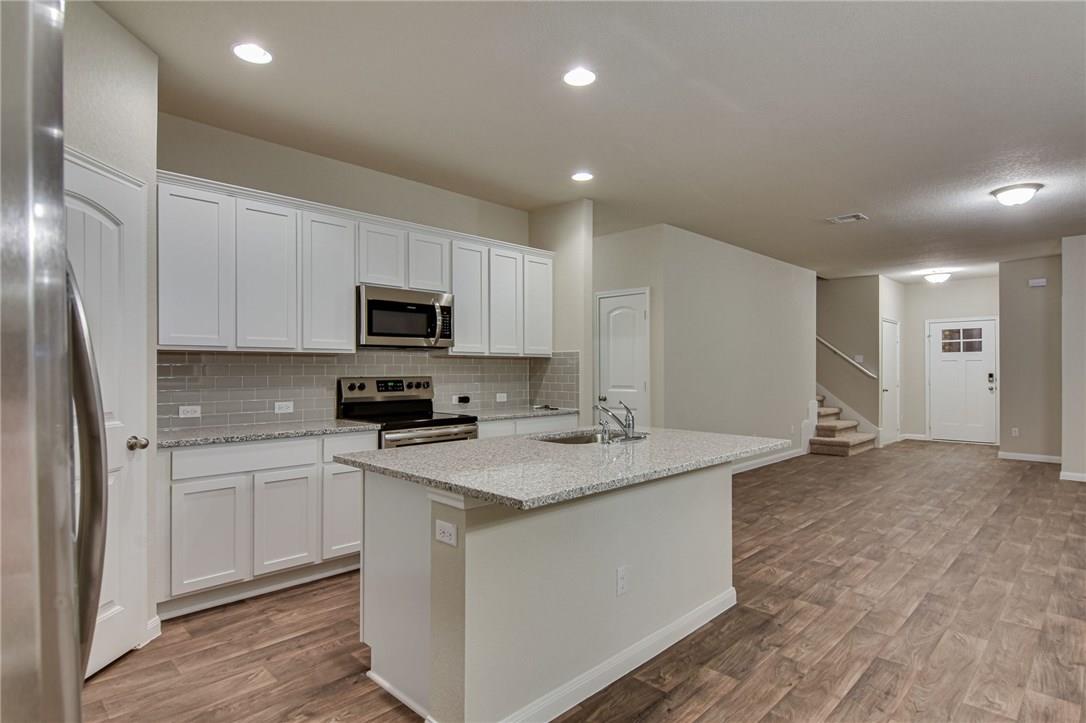309 Naset Dr Property Photo 12