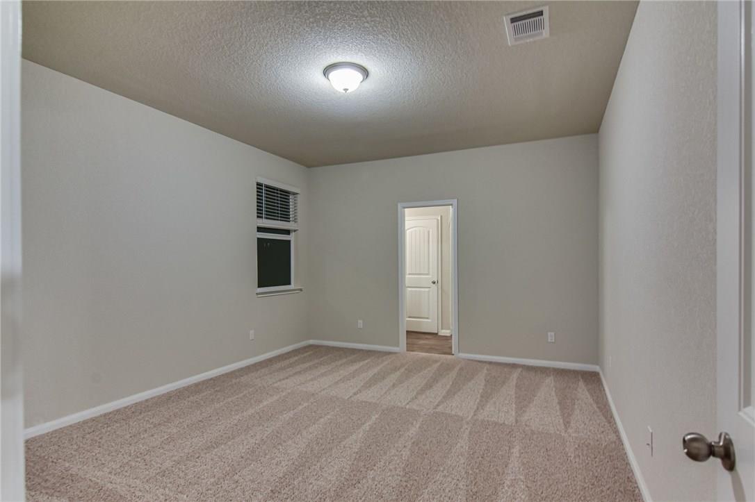 309 Naset Dr Property Photo 14