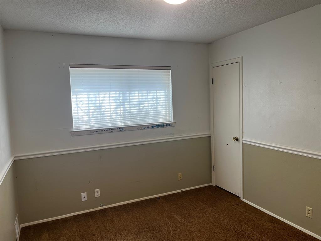 1608 Colony Creek Dr Property Photo 7