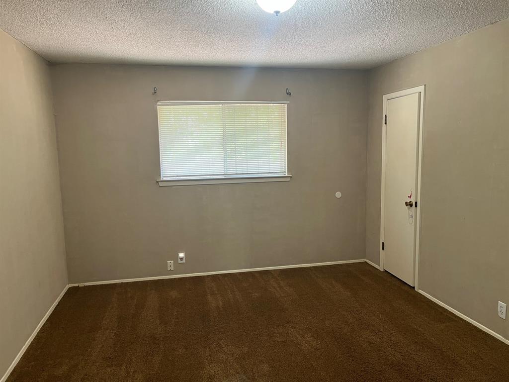1608 Colony Creek Dr Property Photo 10