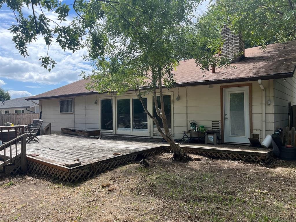 1608 Colony Creek Dr Property Photo 16