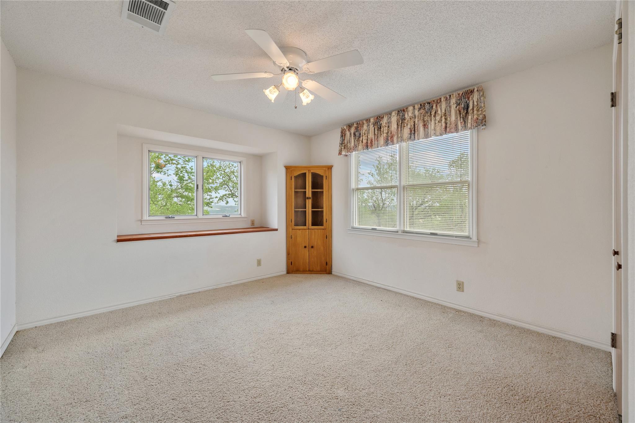 4505 Poteau Cir Property Photo 25
