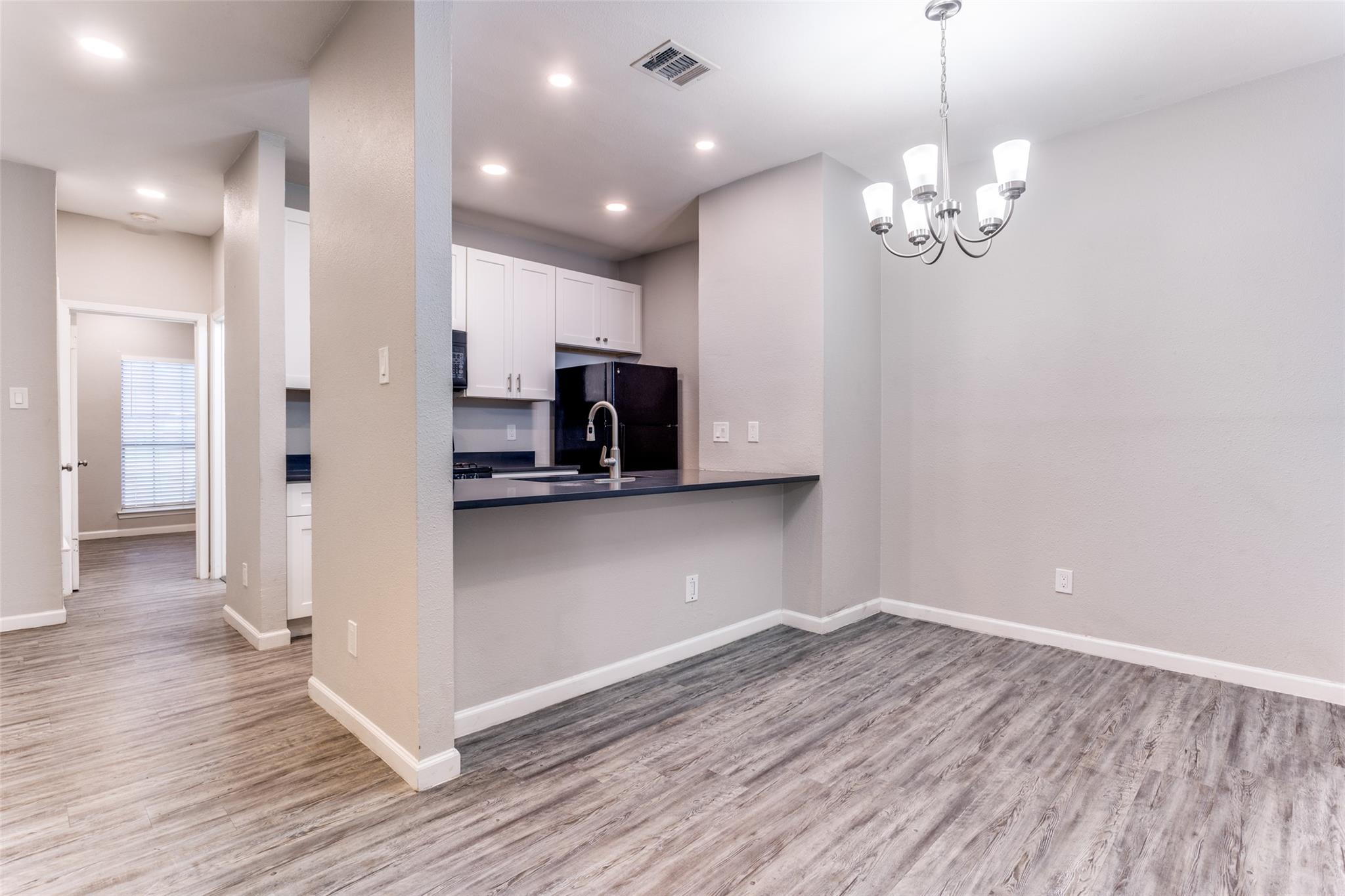 11301 Nicole A Cv #a Property Photo 4