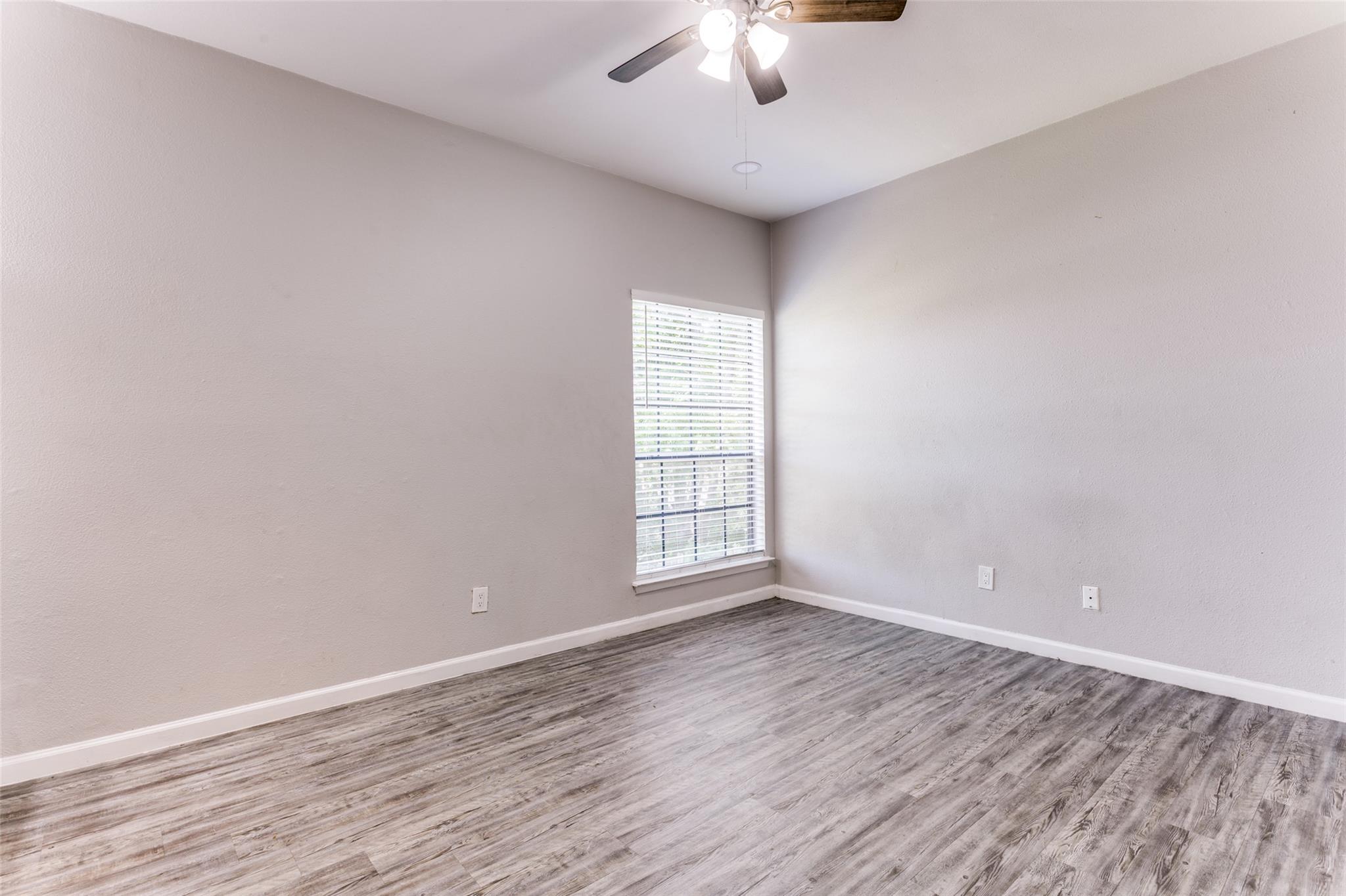 11301 Nicole A Cv #a Property Photo 7