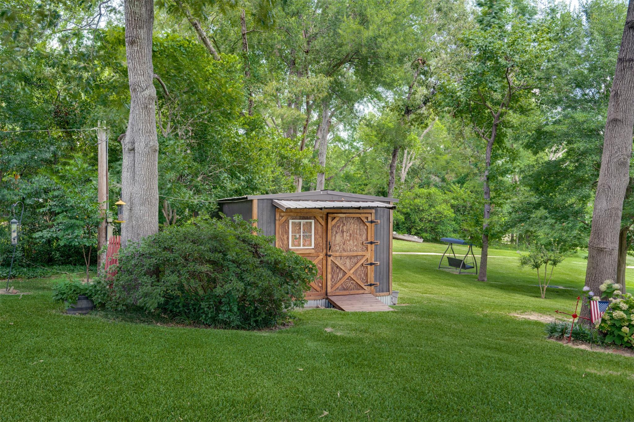23258 Edgewater Dr Property Photo 31