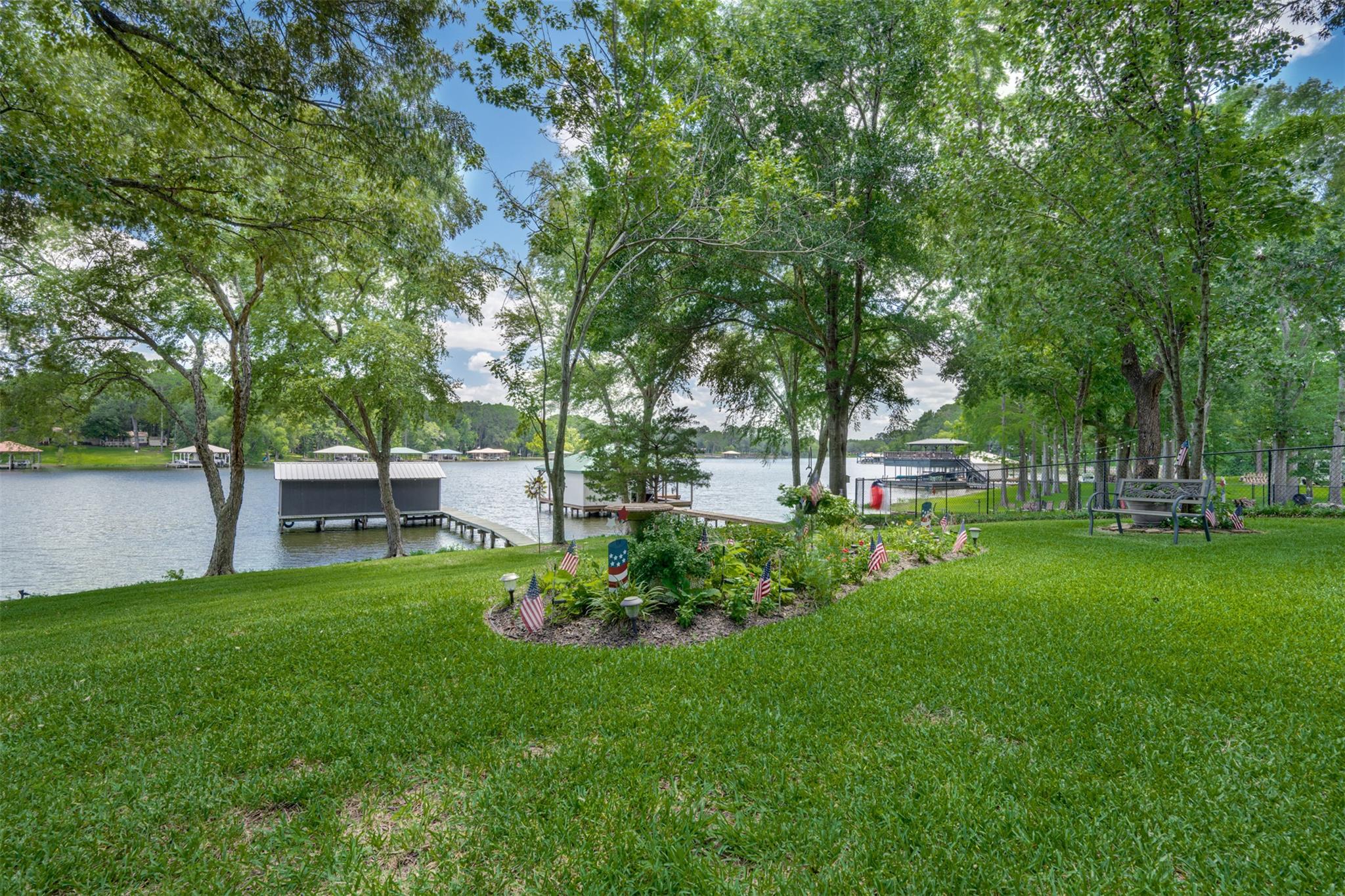 23258 Edgewater Dr Property Photo 32