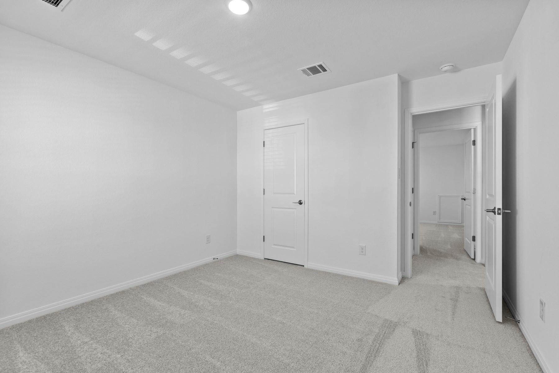 104 Lansing Rd Property Photo 20