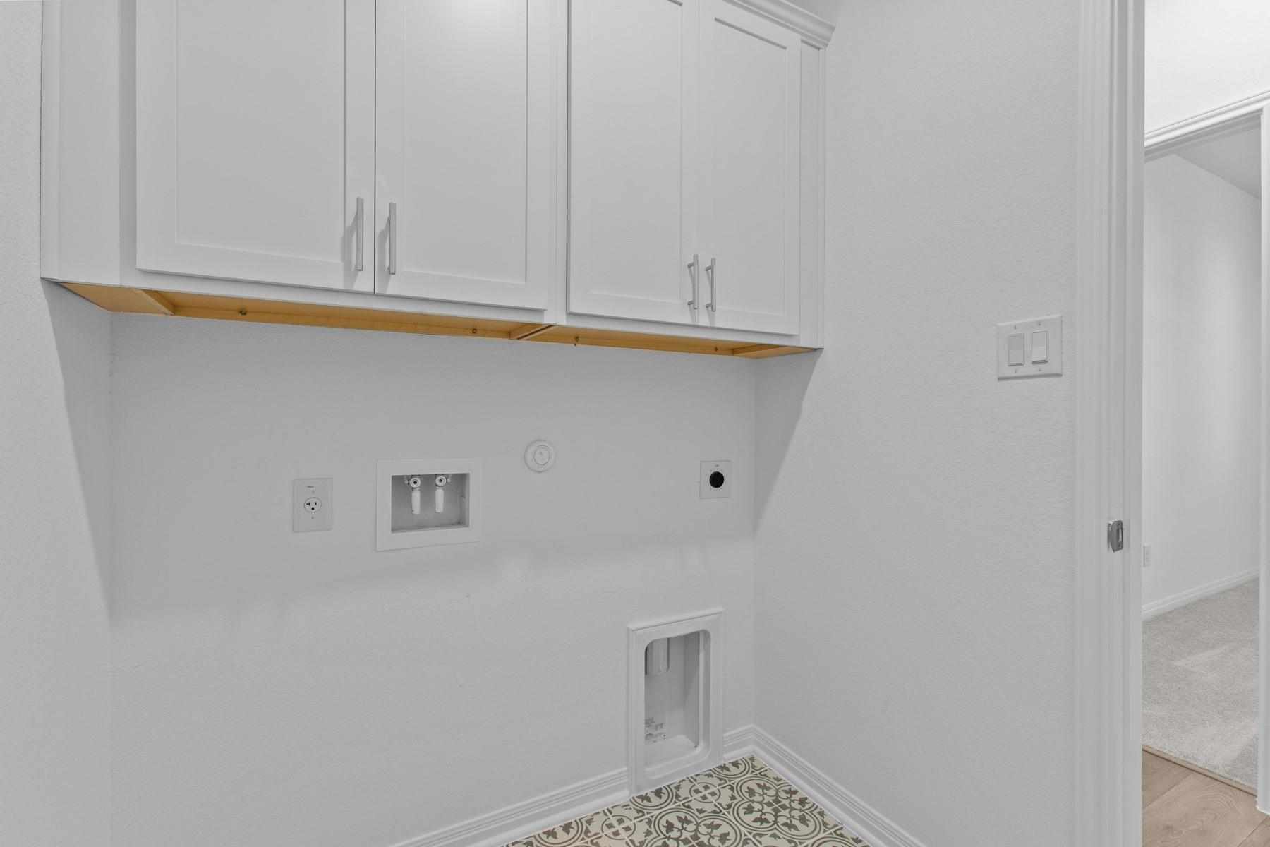 104 Lansing Rd Property Photo 29