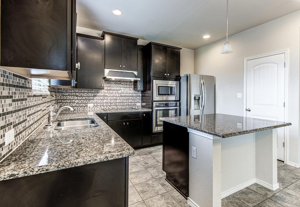 17324 Brittle Ln Property Photo 10