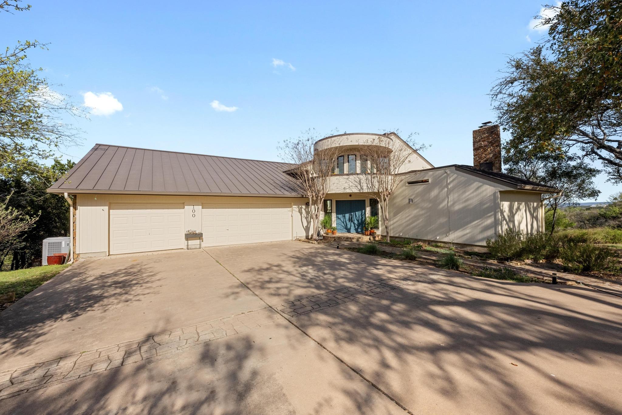 100 Derby Dr Property Photo
