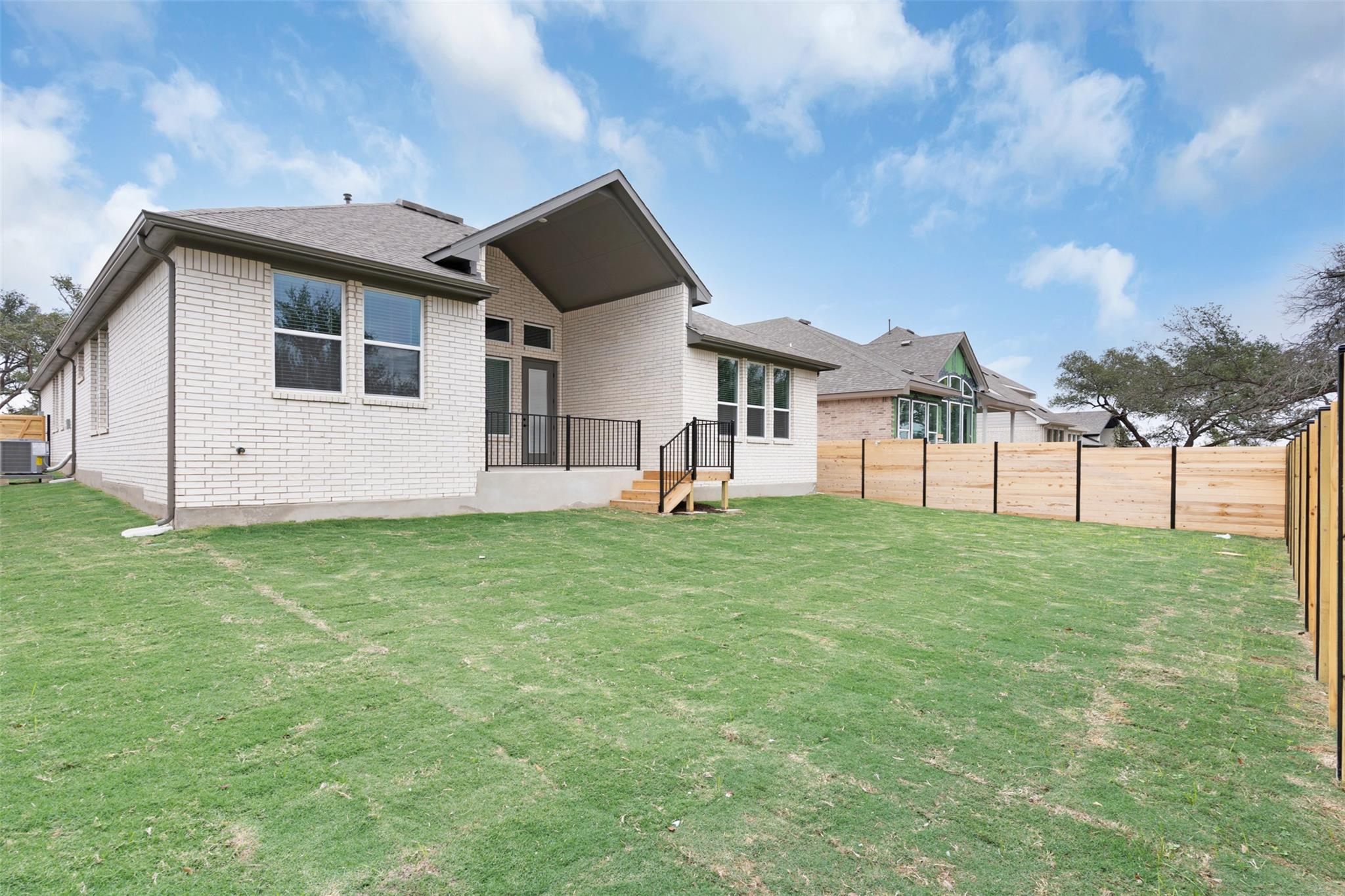 321 Ridgewell Loop Property Photo 21
