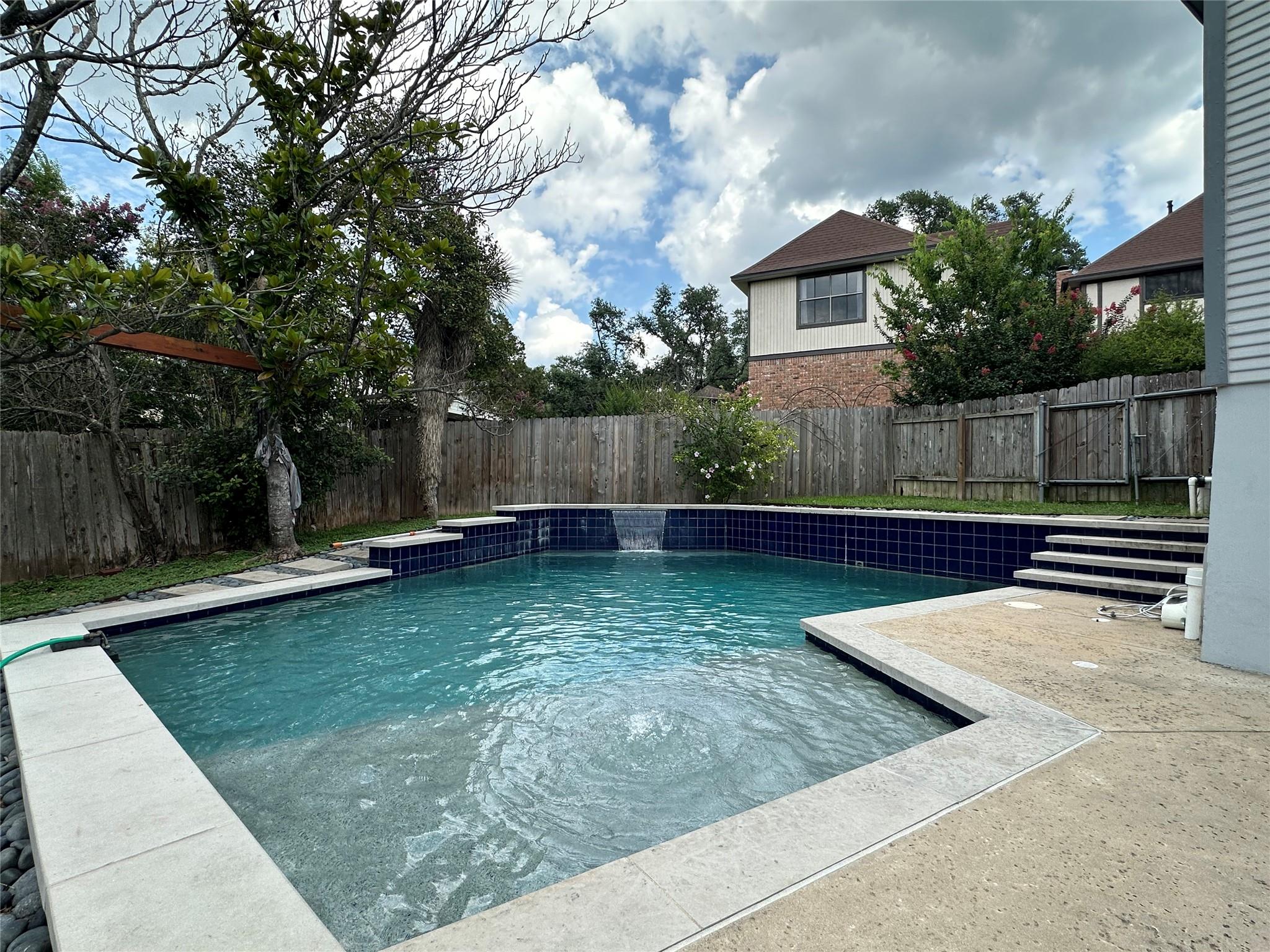 7406 Curly Leaf Cv Property Photo 27