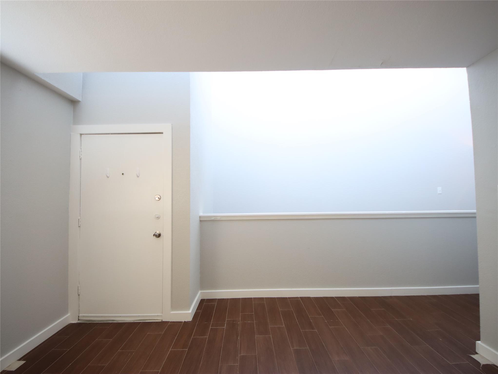 1600 West Ave #21 Property Photo 8