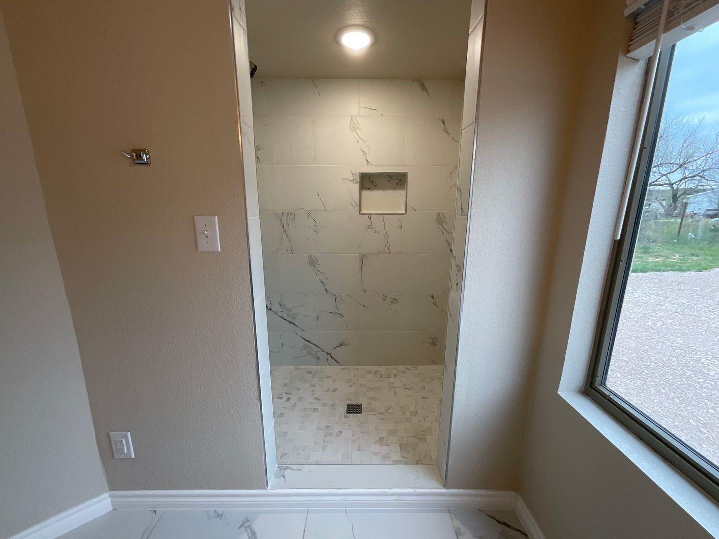 1220 Nora Ln Property Photo 32
