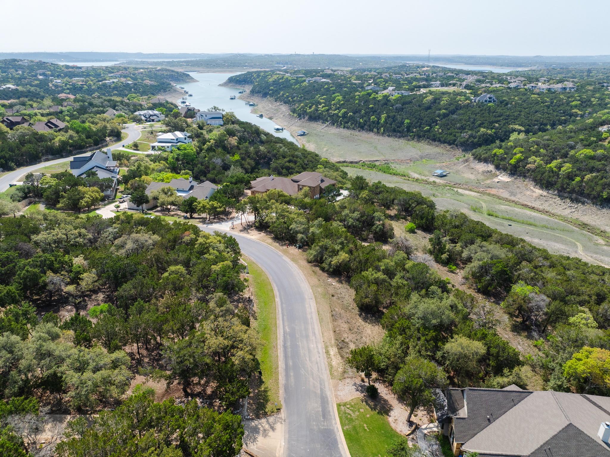 18333 Hidden Ridge Pl Property Photo 8