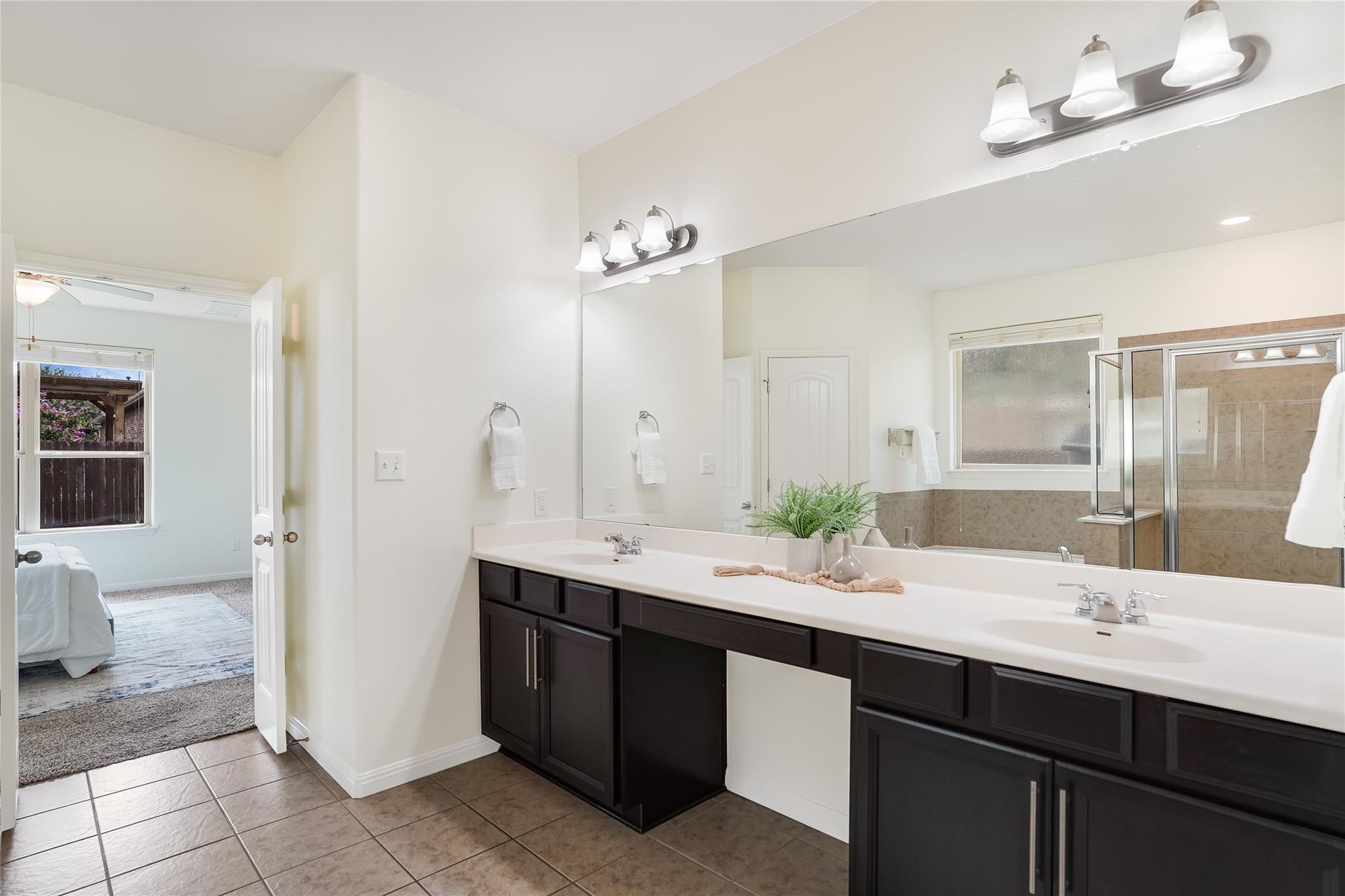 250 Nivens Dr Property Photo 11