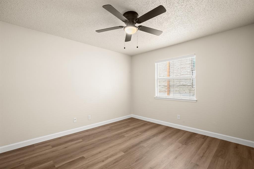 2408 Longview St #112 Property Photo 6