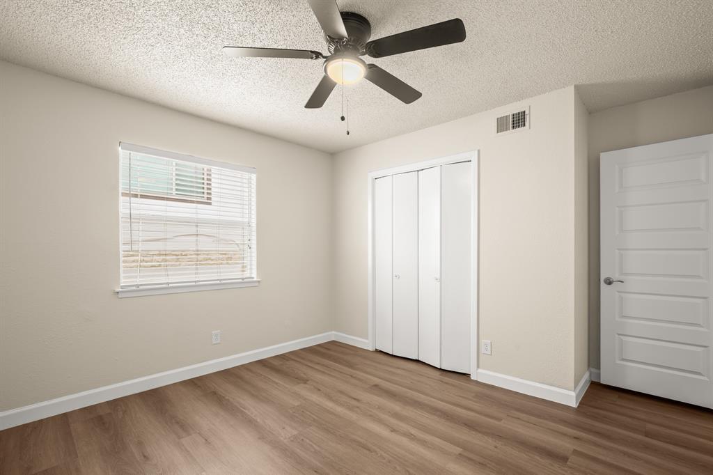 2408 Longview St #112 Property Photo 7