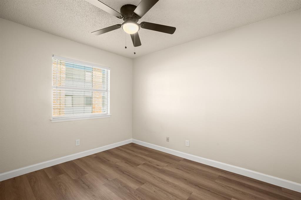 2408 Longview St #112 Property Photo 9