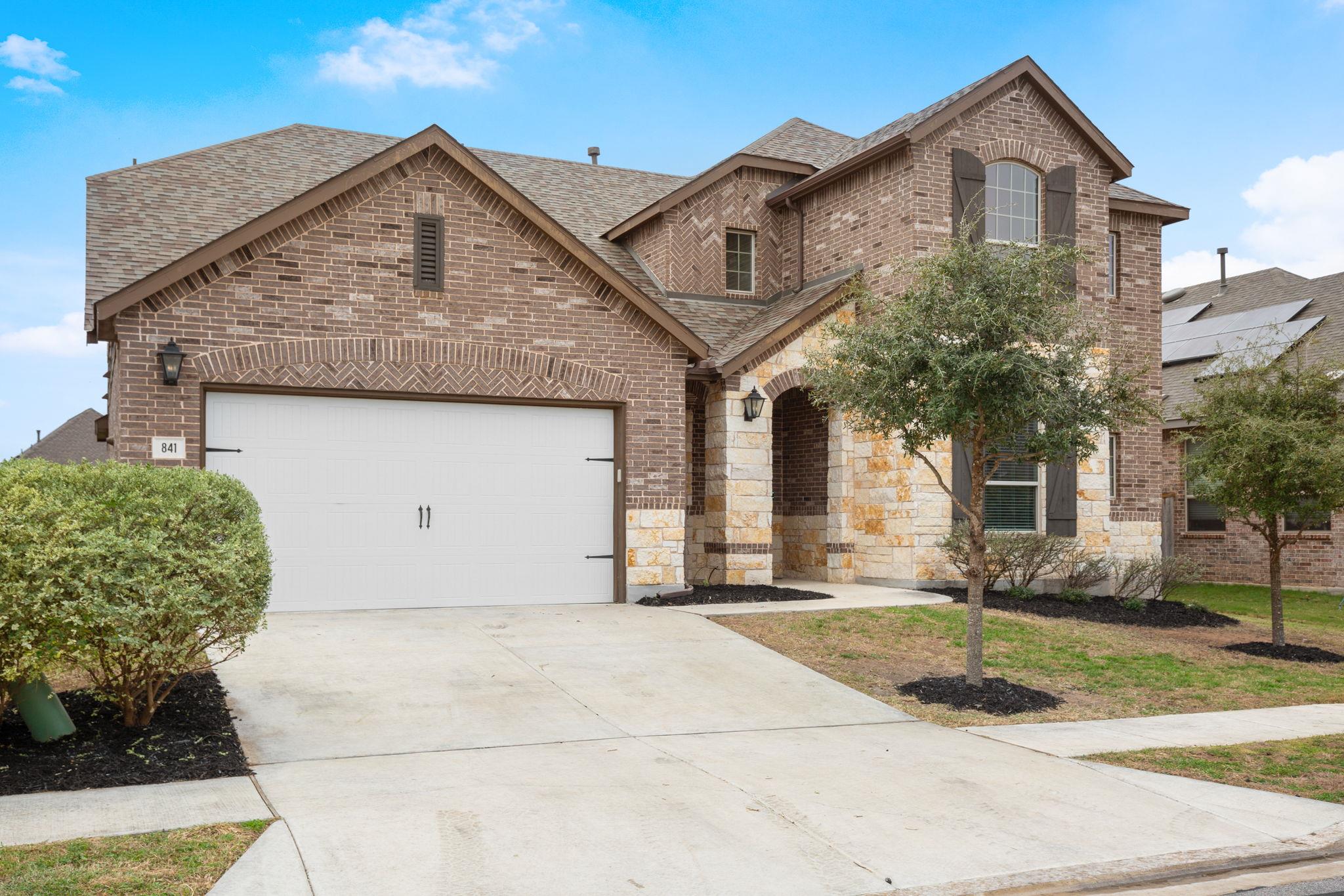 841 Spinnaker Loop Property Photo 2