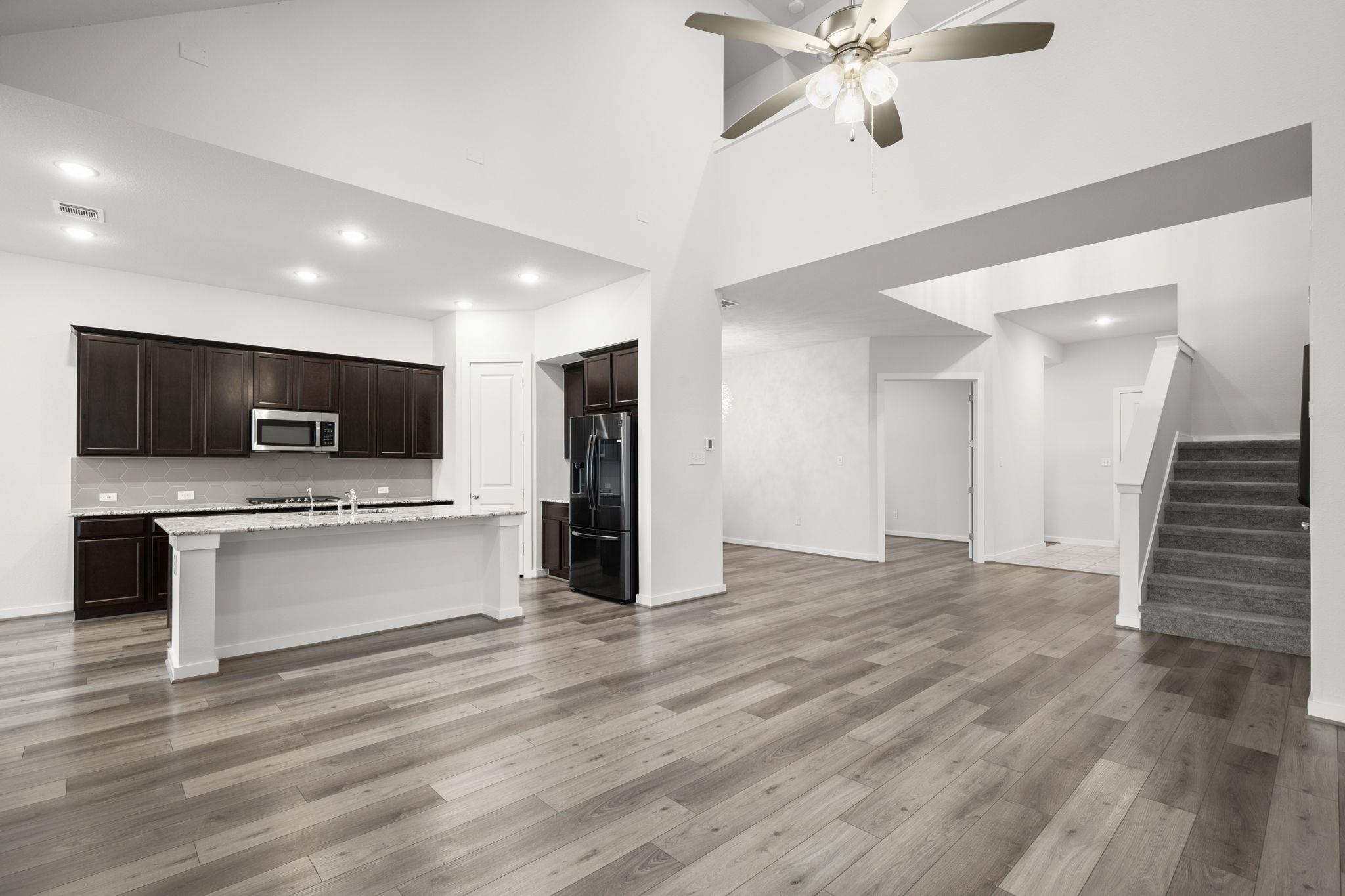 841 Spinnaker Loop Property Photo 5