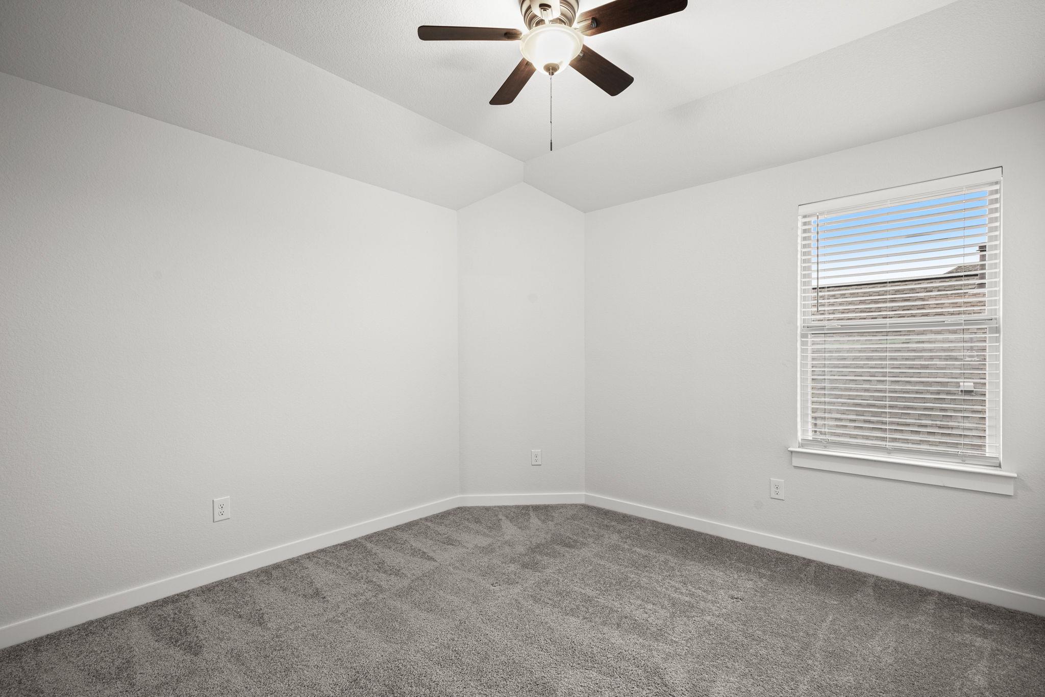841 Spinnaker Loop Property Photo 33