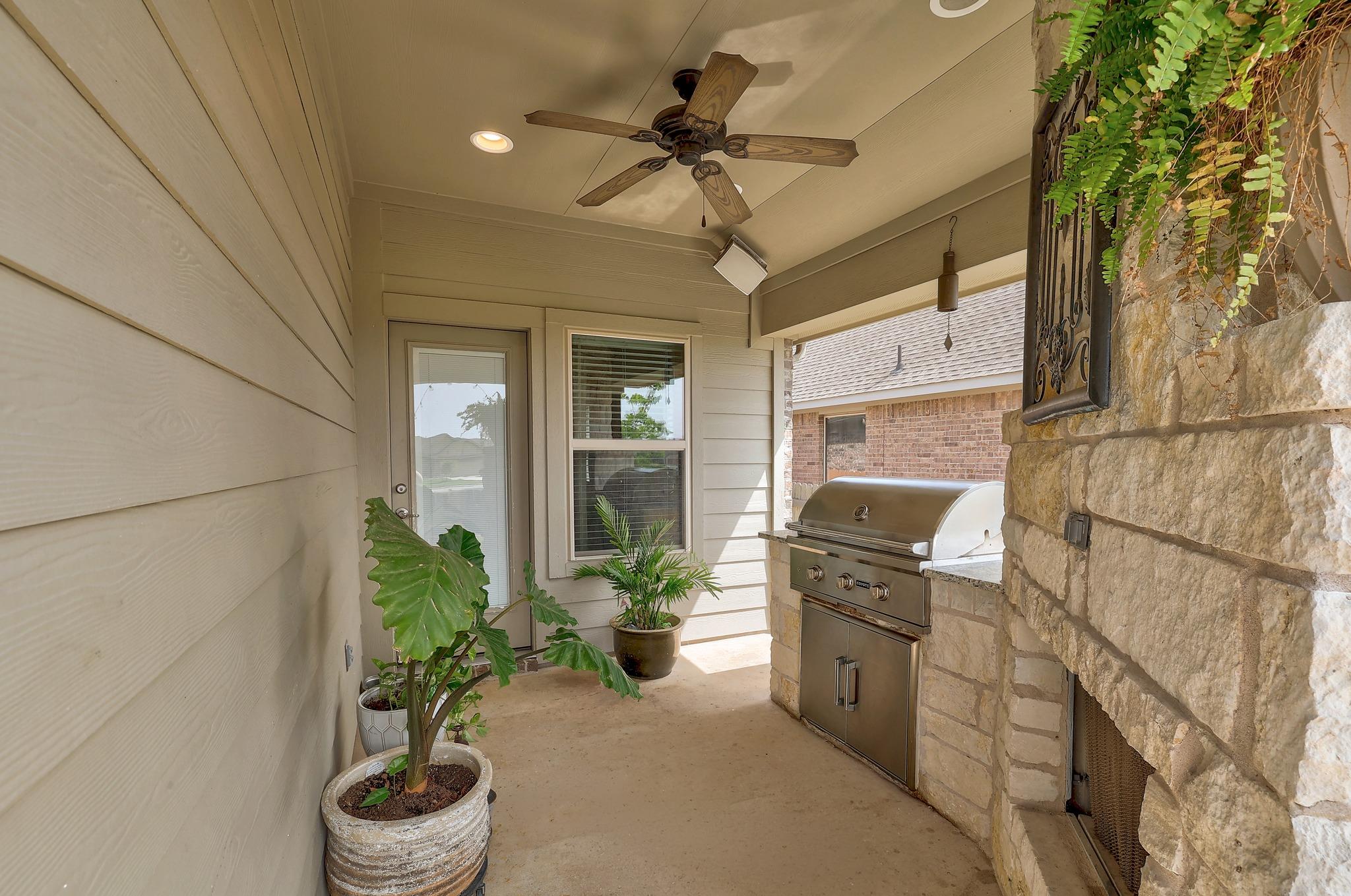 7704 Leonardo Dr Property Photo 26