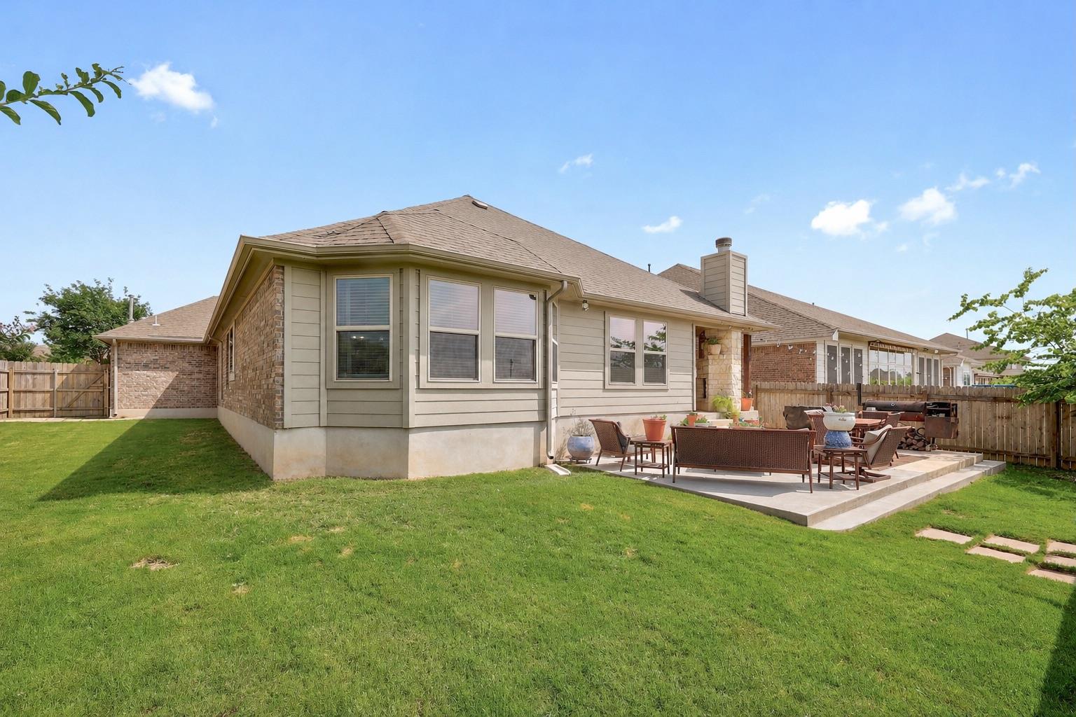 7704 Leonardo Dr Property Photo 29