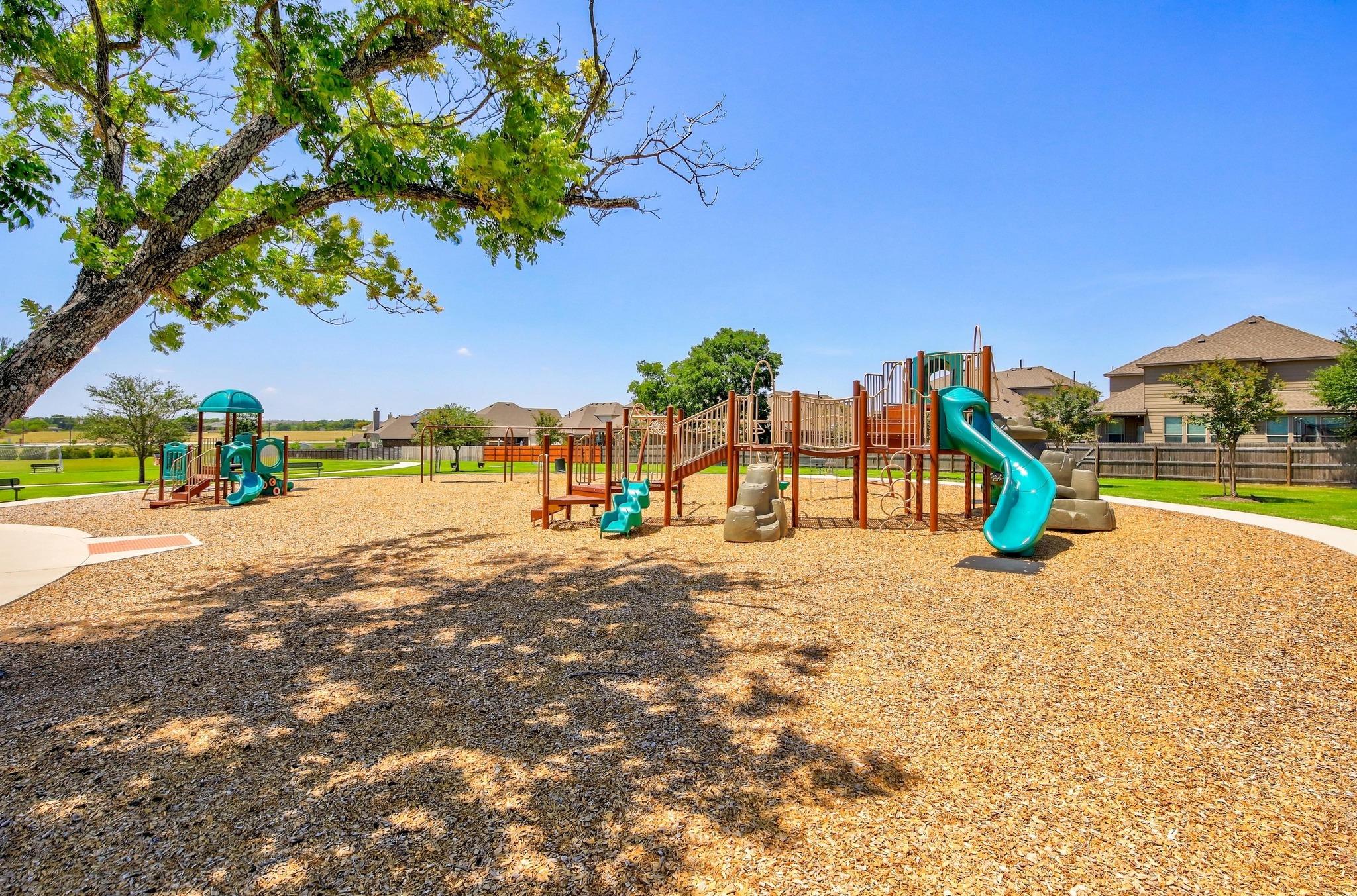 7704 Leonardo Dr Property Photo 32