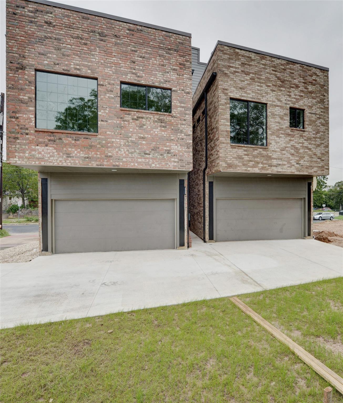 802 E Lydia St Property Photo 10