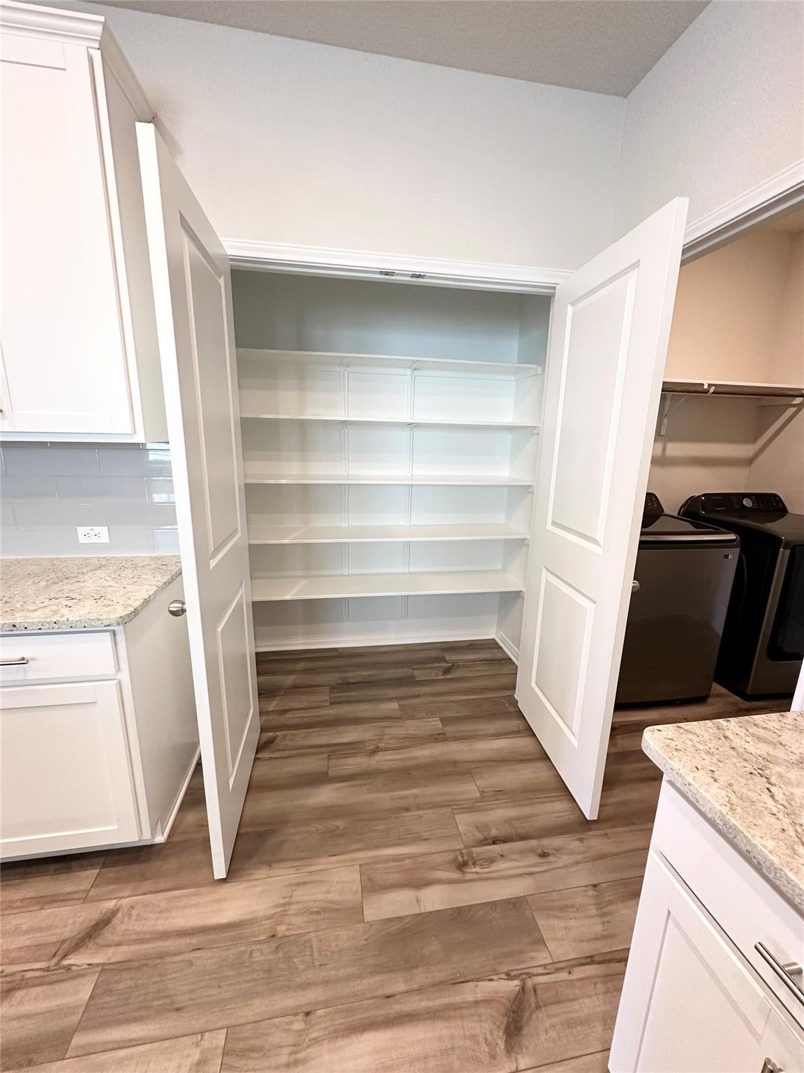 6309 Night Chinook None Property Photo 6