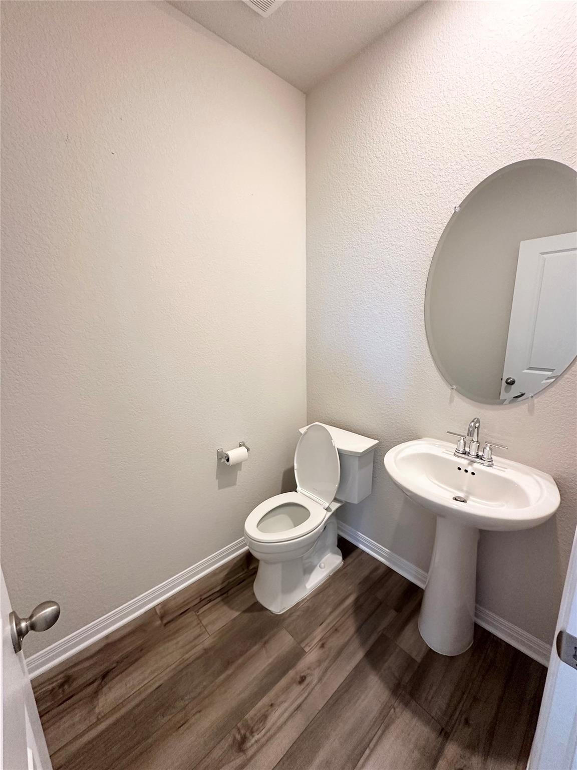 6309 Night Chinook None Property Photo 10