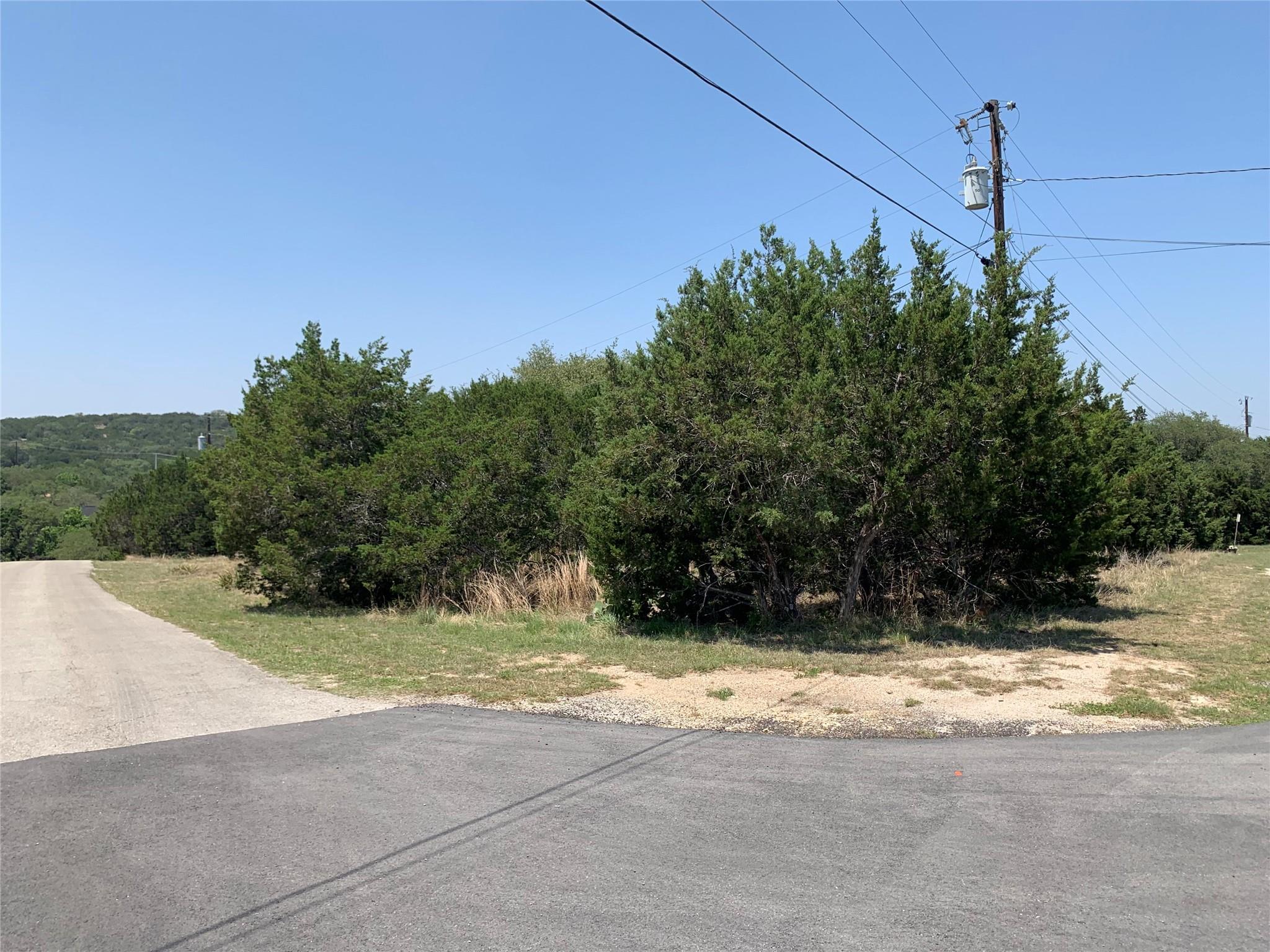 22300 Briarview Dr Property Photo 1