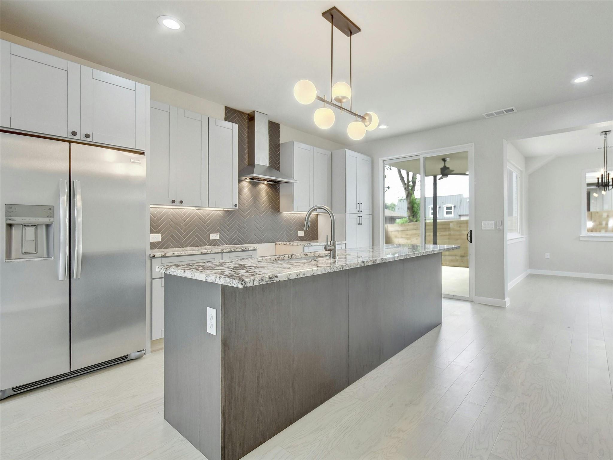 313 Blackson Ave #a Property Photo 4