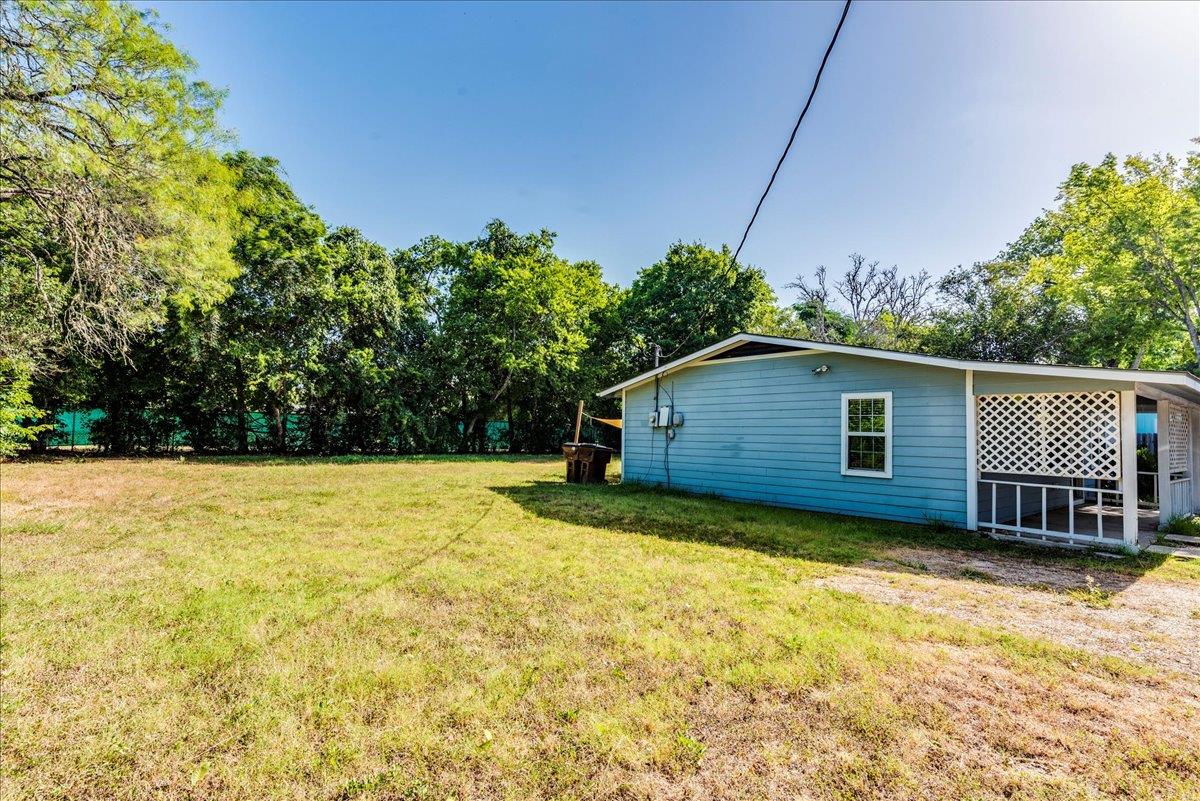 609 Cottonwod St Property Photo 25