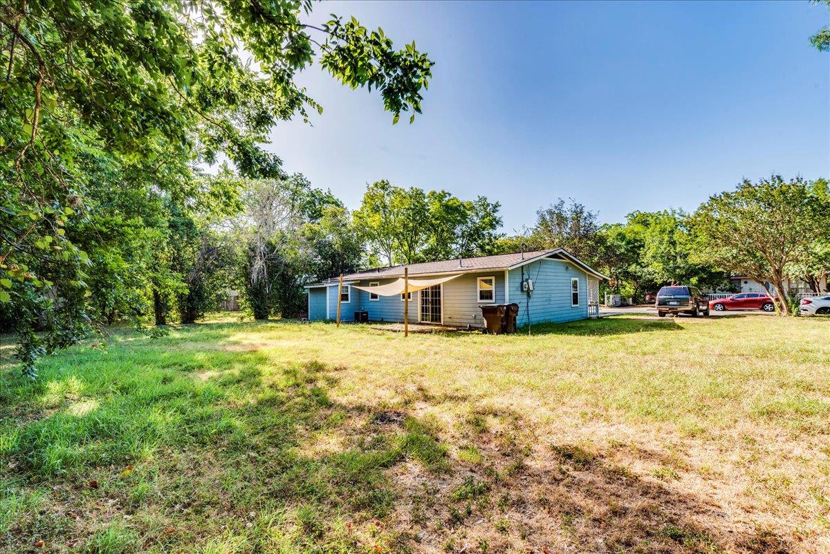 609 Cottonwod St Property Photo 26