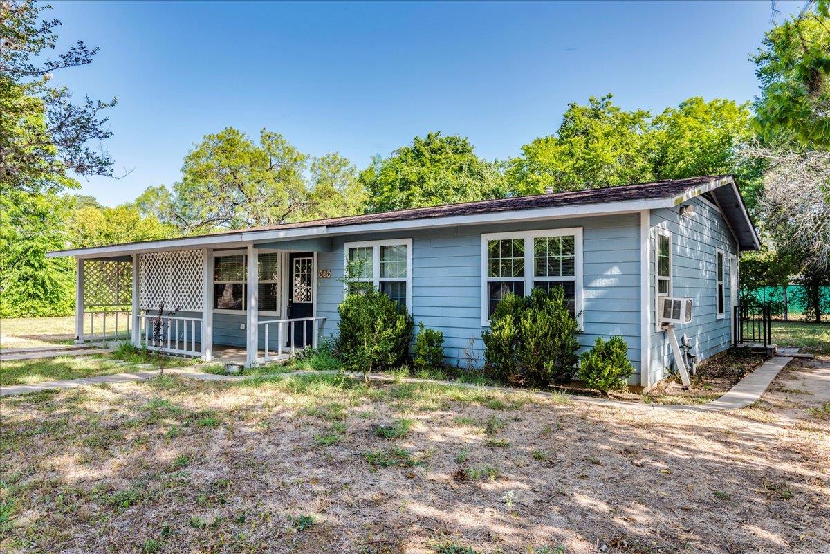 609 Cottonwod St Property Photo 29
